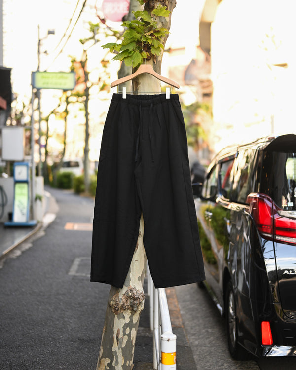 2TUCK SWEAT PANTS, black