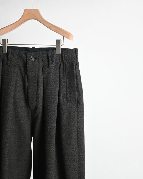PLEATED TROUSER, thorn-proof wool