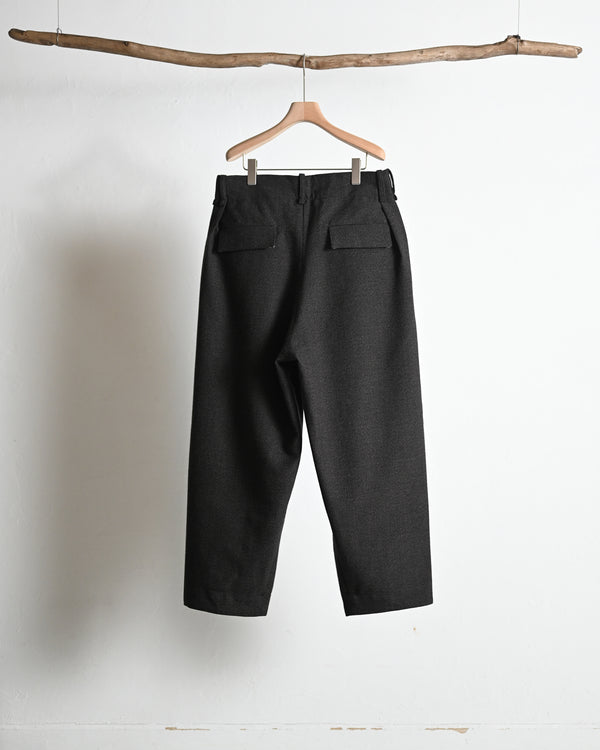PLEATED TROUSER, thorn-proof wool