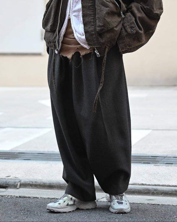 PLEATED TROUSER, thorn-proof wool