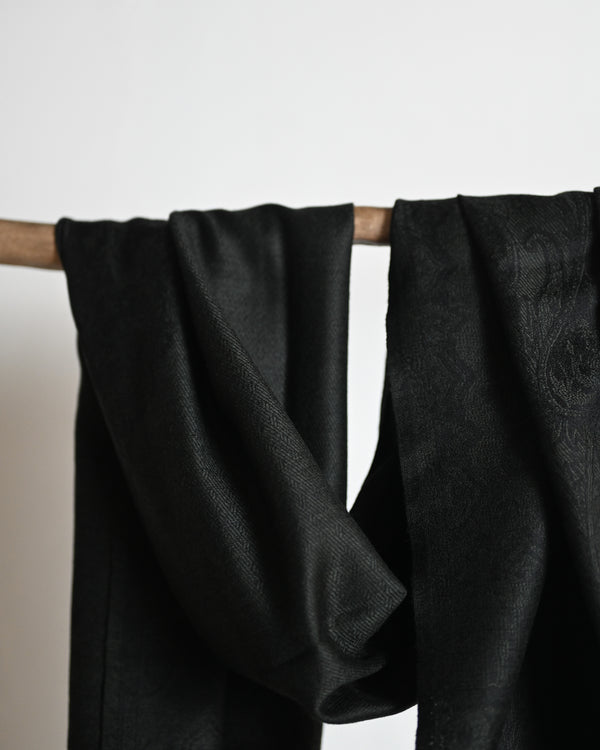 Tibetan Paisley Jacquard Wool Stole