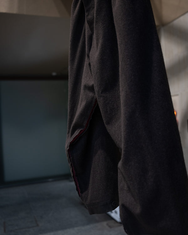 10 Tack pants