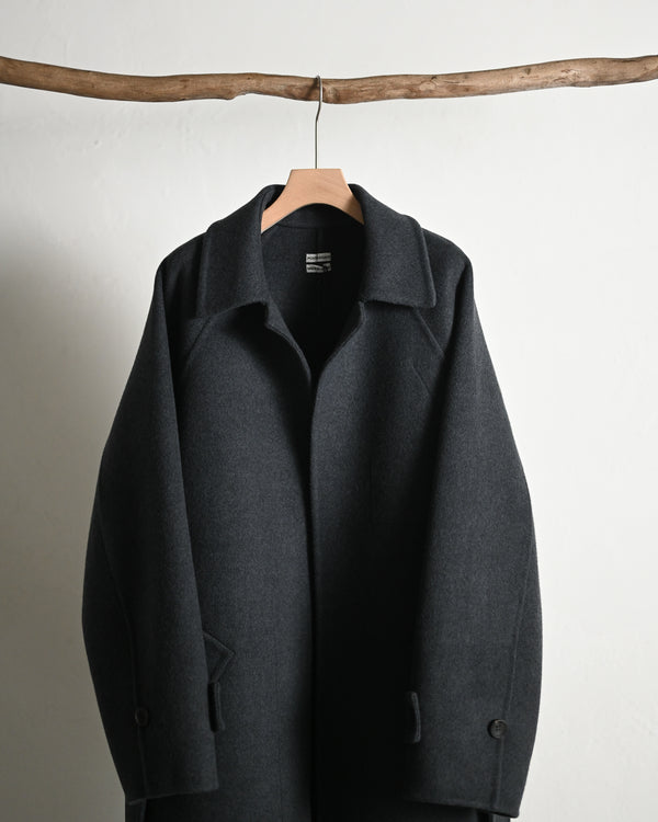 Extra Fine Wool Rever Raglan Coat