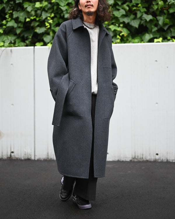 Extra Fine Wool Rever Raglan Coat