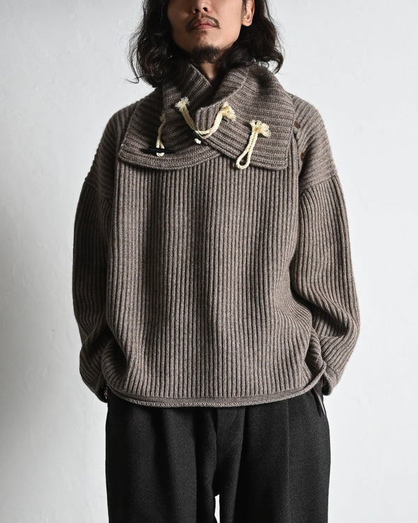 COMFORT BLEND YARN NECK ACCESSORY