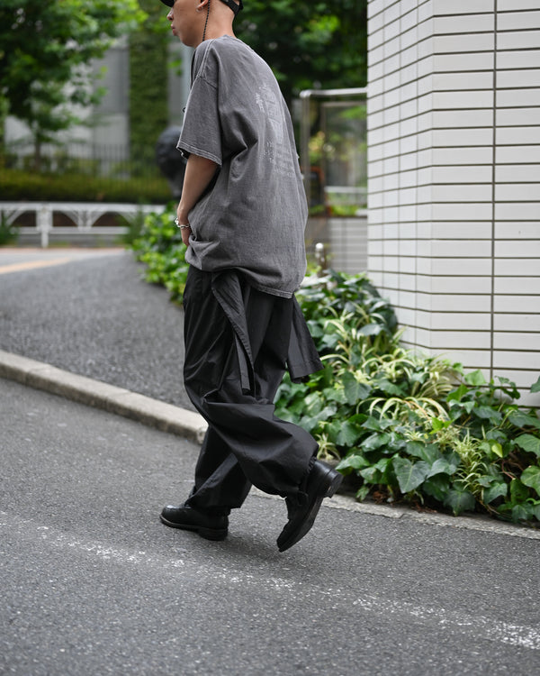 Holding Trousers