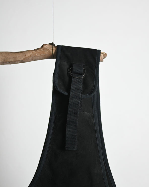 Nubuck Robe Body Bag