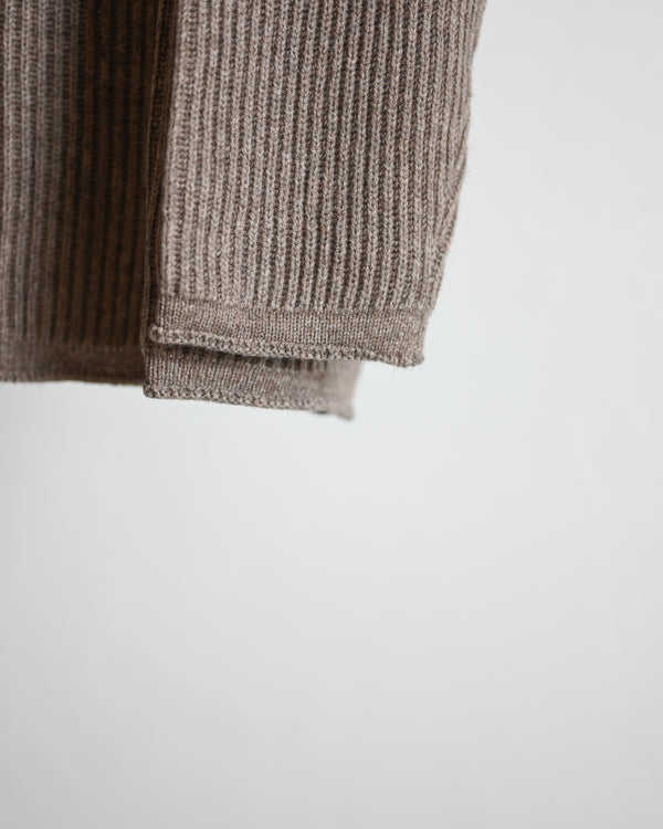 COMFORT BLEND YARN LOOSE FIT SWEATER