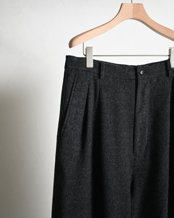 DOUBLE PLEATED CROPPED TROUSERS, houndstooth