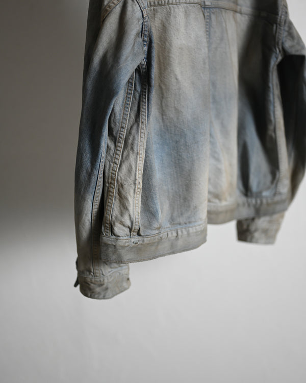 AGING DENIM JACKET