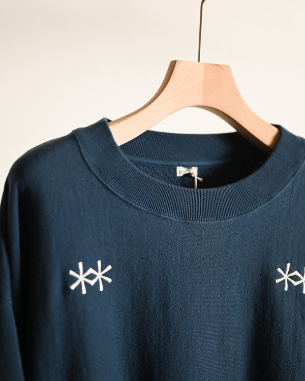 Overdyed Sweat Shirts "Holding Flowers", cyan