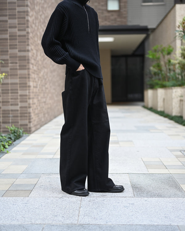 ASHLEY JEANS, BLACK DENIM