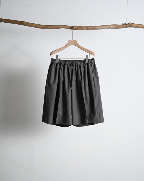 WOOL EXTRA WIDE SHORTS, dark brown