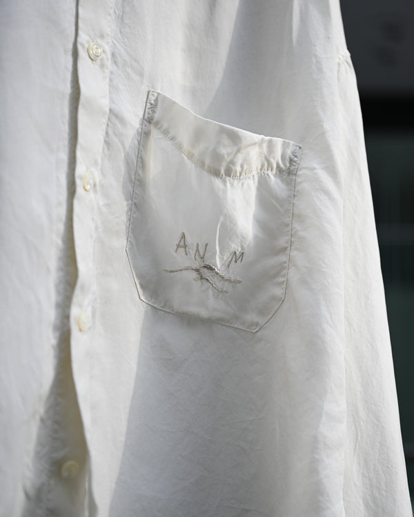 EMBROIDERED SOUVENIR SHIRT, white
