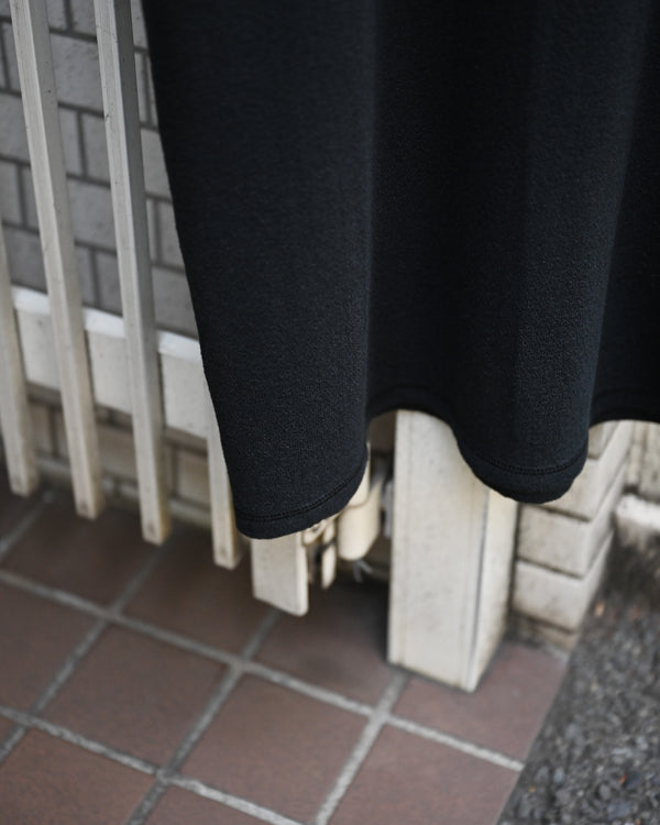 BACK CREPE JERSEY / SLEEVELESS