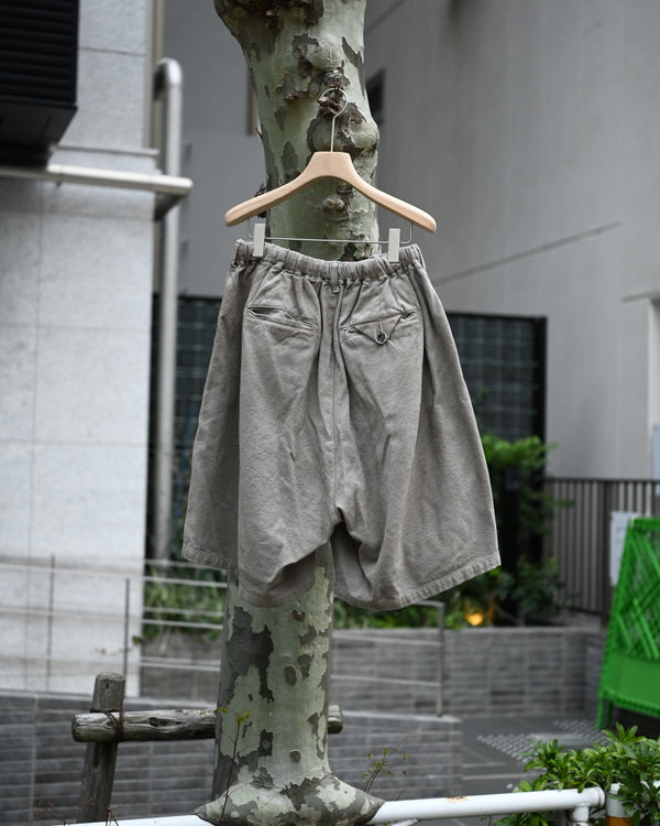 C/R DUCK SHORT PANTS, greige