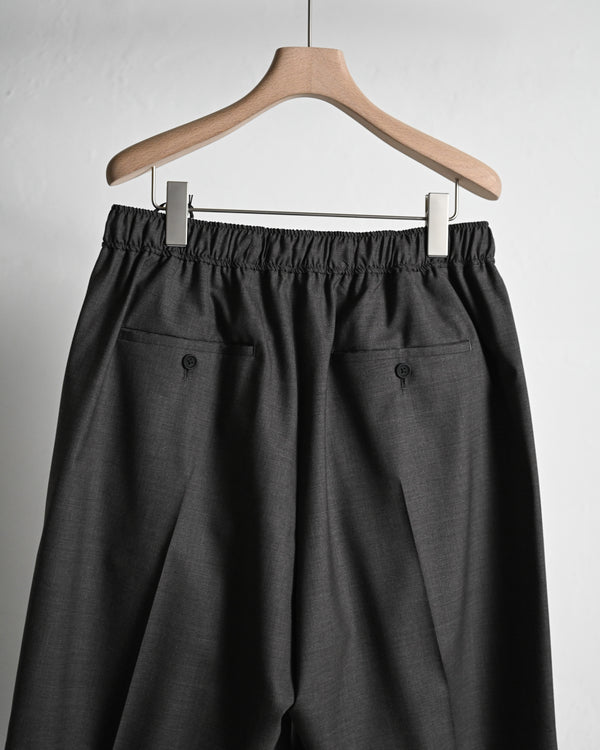 WOOL EXTRA WIDE SHORTS, dark brown