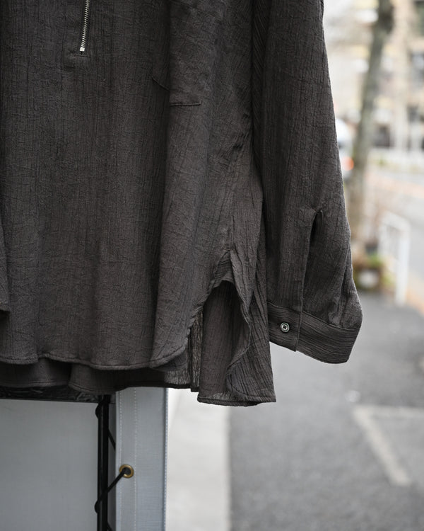 CREPE HALF ZIP SHIRT, brown